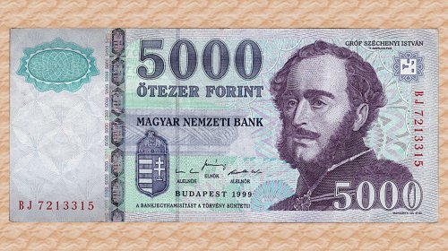 Ötezer forint