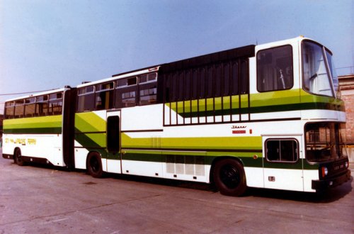 Ikarus reptéri busz koncepció