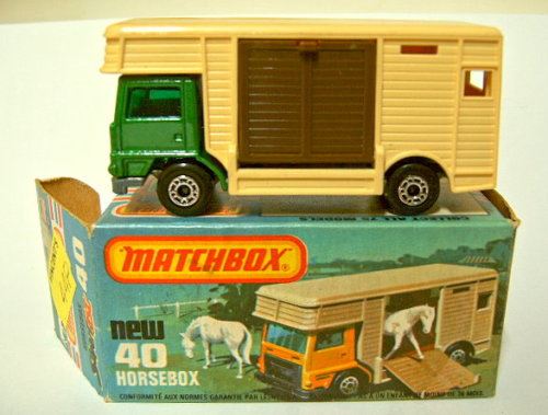 Matchbox Superfast Bedford Horse Box