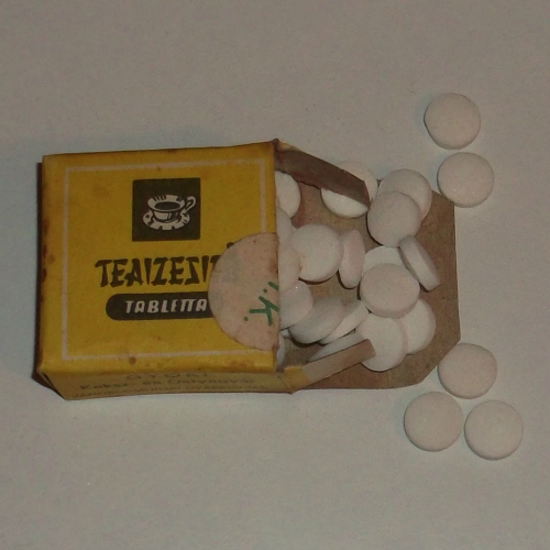 Teaízesítő tabletta