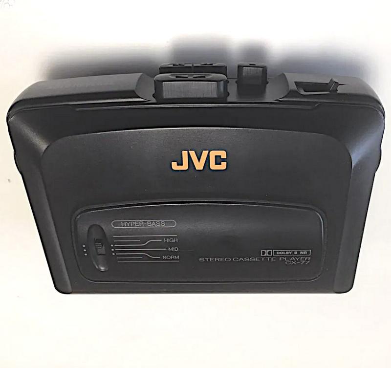 JVC-CX-77_3.jpg