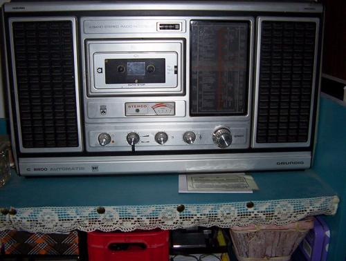 Grundig C8800 rádiós-magnó